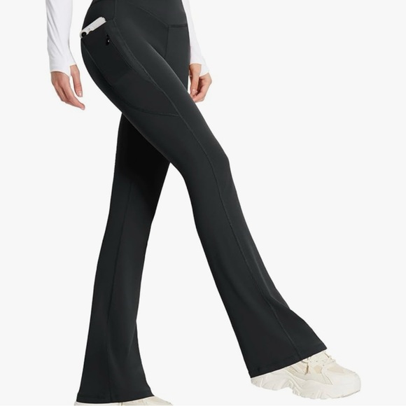 baleaf Women's Flare Leggings with Zipper Pockets - Picture 10 of 15